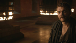 extant_GameOfThrones_8x01-Winterfell_1896