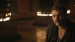 extant_GameOfThrones_8x01-Winterfell_1897