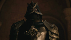 extant_GameOfThrones_8x01-Winterfell_1898
