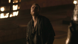 extant_GameOfThrones_8x01-Winterfell_1903