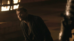 extant_GameOfThrones_8x01-Winterfell_1910