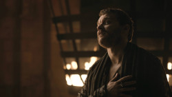 extant_GameOfThrones_8x01-Winterfell_1970