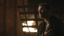 extant_GameOfThrones_8x01-Winterfell_1971