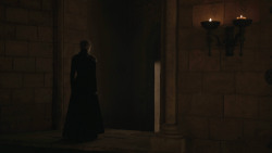 extant_GameOfThrones_8x01-Winterfell_2014