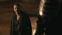 extant_GameOfThrones_8x01-Winterfell_2036