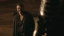 extant_GameOfThrones_8x01-Winterfell_2040
