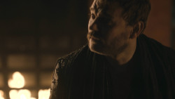 extant_GameOfThrones_8x01-Winterfell_2060