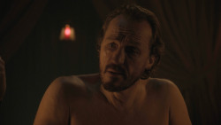 extant_GameOfThrones_8x01-Winterfell_2067