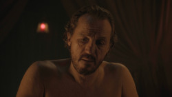 extant_GameOfThrones_8x01-Winterfell_2072