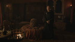 extant_GameOfThrones_8x01-Winterfell_2150