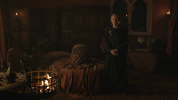 extant_GameOfThrones_8x01-Winterfell_2151