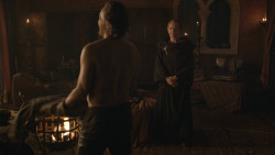 extant_GameOfThrones_8x01-Winterfell_2178