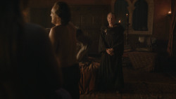 extant_GameOfThrones_8x01-Winterfell_2179
