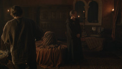 extant_GameOfThrones_8x01-Winterfell_2193