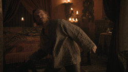extant_GameOfThrones_8x01-Winterfell_2223
