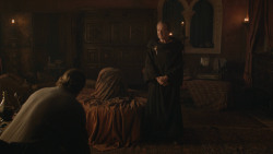 extant_GameOfThrones_8x01-Winterfell_2228