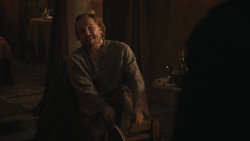 extant_GameOfThrones_8x01-Winterfell_2234