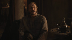 extant_GameOfThrones_8x01-Winterfell_2246