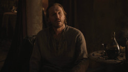 extant_GameOfThrones_8x01-Winterfell_2248