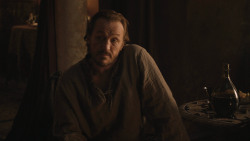 extant_GameOfThrones_8x01-Winterfell_2256