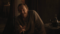 extant_GameOfThrones_8x01-Winterfell_2263