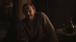 extant_GameOfThrones_8x01-Winterfell_2265