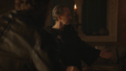 extant_GameOfThrones_8x01-Winterfell_2291