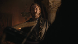 extant_GameOfThrones_8x01-Winterfell_2309