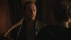 extant_GameOfThrones_8x01-Winterfell_2344