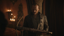 extant_GameOfThrones_8x01-Winterfell_2357