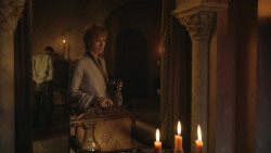 extant_GameOfThrones_8x01-Winterfell_2374