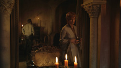 extant_GameOfThrones_8x01-Winterfell_2377