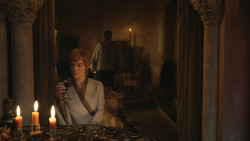 extant_GameOfThrones_8x01-Winterfell_2387