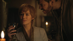 extant_GameOfThrones_8x01-Winterfell_2397