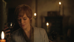 extant_GameOfThrones_8x01-Winterfell_2403