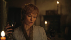 extant_GameOfThrones_8x01-Winterfell_2408