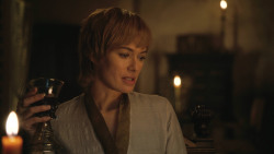 extant_GameOfThrones_8x01-Winterfell_2413