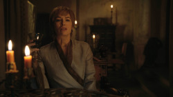 extant_GameOfThrones_8x01-Winterfell_2433