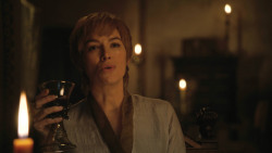 extant_GameOfThrones_8x01-Winterfell_2442