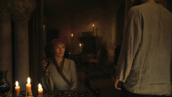 extant_GameOfThrones_8x01-Winterfell_2459