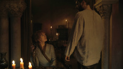 extant_GameOfThrones_8x01-Winterfell_2461