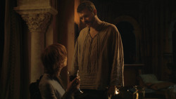 extant_GameOfThrones_8x01-Winterfell_2471