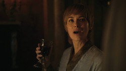 extant_GameOfThrones_8x01-Winterfell_2477