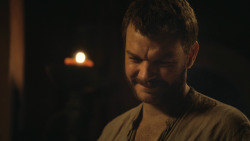 extant_GameOfThrones_8x01-Winterfell_2491