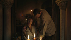 extant_GameOfThrones_8x01-Winterfell_2498