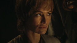 extant_GameOfThrones_8x01-Winterfell_2510