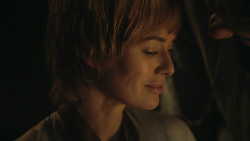 extant_GameOfThrones_8x01-Winterfell_2514