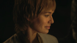 extant_GameOfThrones_8x01-Winterfell_2516