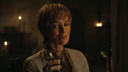 extant_GameOfThrones_8x01-Winterfell_2538