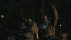 extant_GameOfThrones_8x01-Winterfell_2574